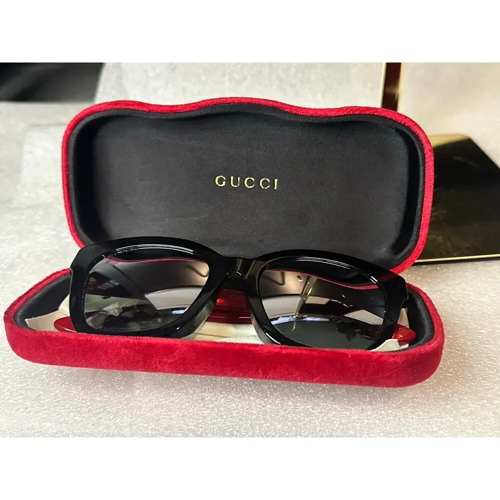 EUC Gucci GG0029SA Black Red Cat Eye Sunglasses Gold Tiger Bee 53mm
